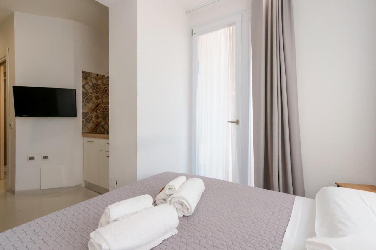 Lumiere Rooms - Eja Sardinia กาญารี ภายนอก รูปภาพ