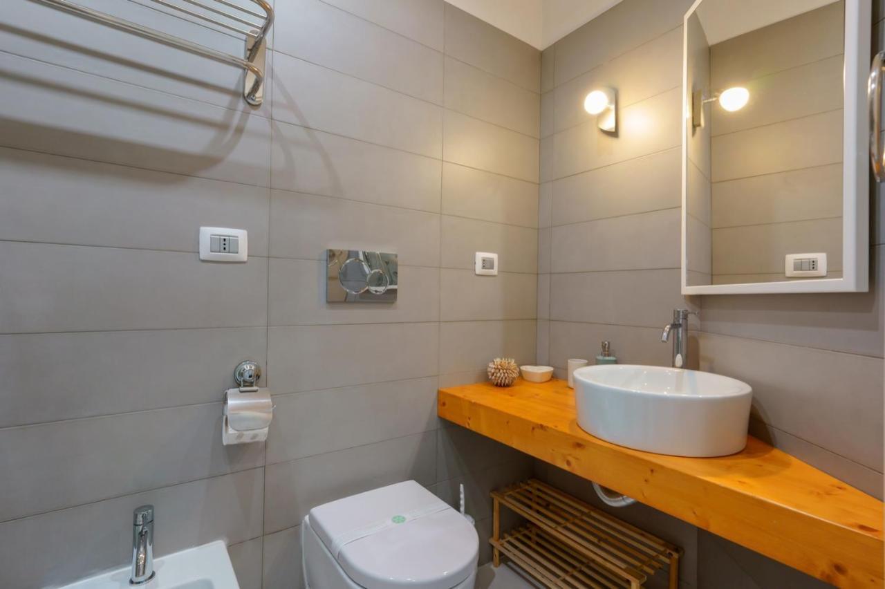 Lumiere Rooms - Eja Sardinia กาญารี ภายนอก รูปภาพ