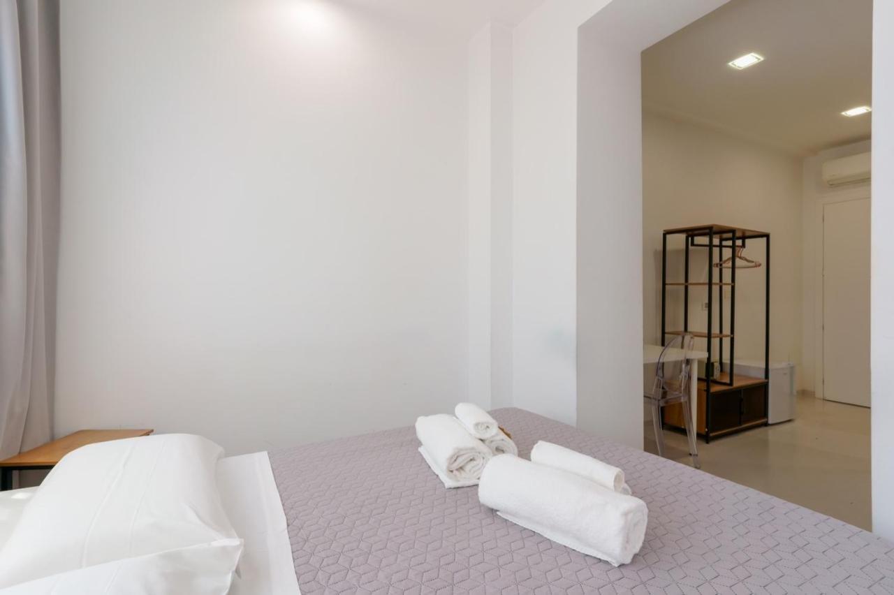 Lumiere Rooms - Eja Sardinia กาญารี ภายนอก รูปภาพ